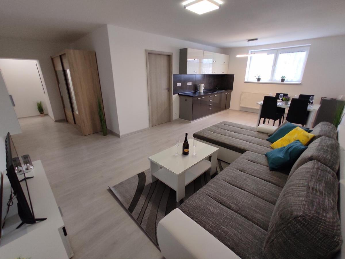 Apartmány Bytča Esterno foto