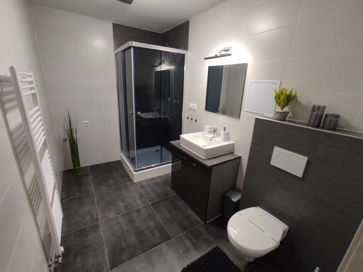 Apartmány Bytča Esterno foto