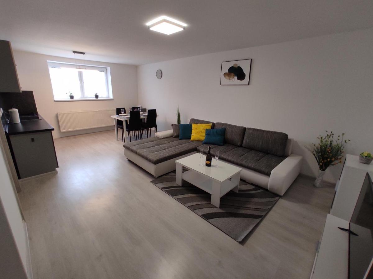 Apartmány Bytča Esterno foto