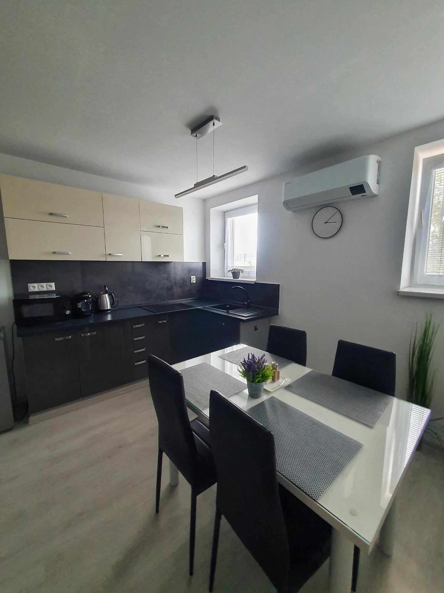 Apartmány Bytča Esterno foto